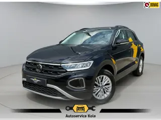 Volkswagen T-Roc 1.0 TSI Life * Carplay * Stoelverwarming * Climate Control * Adaptieve Cruise Contr