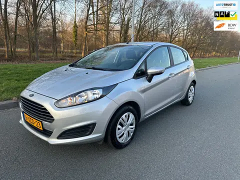 Ford Fiesta 1.0 Style Navi, Airco, Trekhaak