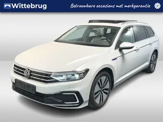 Volkswagen Passat Variant 1.4 TSI PHEV GTE Business / AUTOMAAT/ PANO/ TREKHAAK/ STANDKACHEL/ 360 CAM