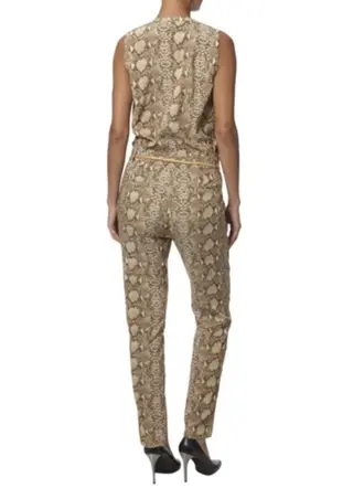 NIEUWE JUMPSUIT SUPERTRASH!