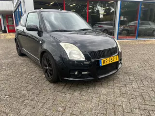 Suzuki Swift 1.6 Sport