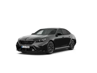 BMW M5 | 20/21'' | Panorama. | M Driv. Pack | Alcan. hemel | Driv. + Park. Prof. | Stoelvent. | B&W 