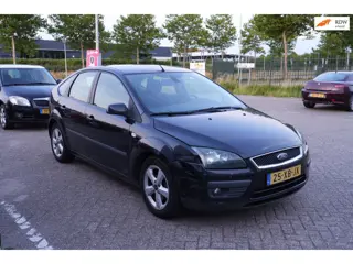 Ford Focus 1.6-16V Futura