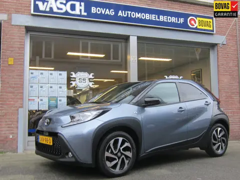 Toyota Aygo X 1.0 VVT-i MT Pulse Bi-Tone All-in Prijs Stoelverwarming