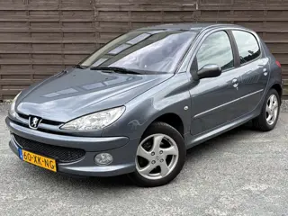 Peugeot 206 1.6-16V Air-line 5DRS / Airco / Nieuwe APK / NAP