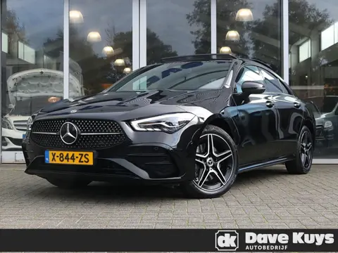 Mercedes-Benz CLA-klasse 250 e AMG Line | Panoramadak | Sfeerverlichting