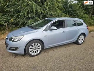 Opel Astra Sports Tourer 1.4 Turbo Sport +