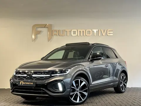 Volkswagen T-ROC 1.5 TSI Life Business Pano|Dodehoek|ACC|Memory|Keyless|Camera