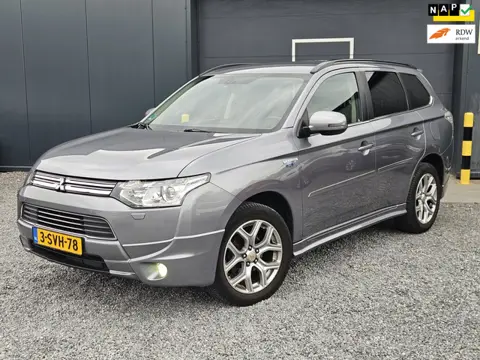 Mitsubishi Outlander 2.0 PHEV Intense +