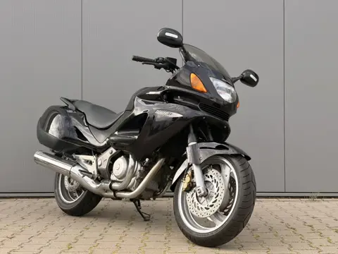 1999 Honda NT 650 Deauville 56pk Limited Ed. - Nette motorfiets!