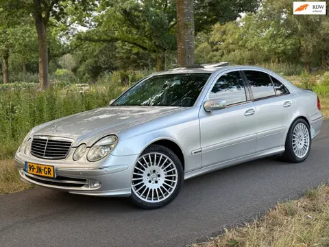 Mercedes-Benz E-klasse 240 Avantgarde|Automaat|Airco|Apk