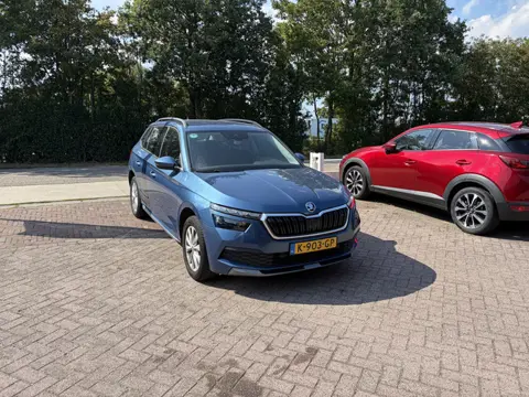 Škoda Kamiq 1.0 TSI Business Edition TREKHAAK CRUISE CARPLAY PDC