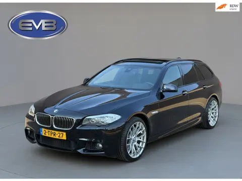 BMW 5-serie Touring 535xd 313 pk High Executive M sport, panoramadak, afneembare trekhaak, vol optie