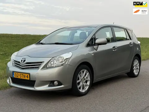 Toyota Verso 1.8 VVT-i Business | Automaat | Trekhaak | Cruise Control