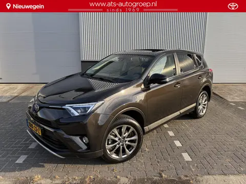 Toyota RAV4 2.5 Hybrid Executive  | Schuifkanteldak | slechts 54.000 Km | Meest luxe uitvoering |