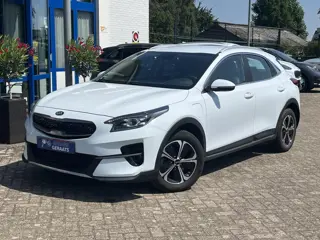 Kia XCeed 1.6 GDi PHEV DynamicLine l Cruise control, Camera, Stoel/stuur-verwarming, Half-leder, LED