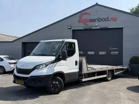 Iveco Daily 35C18H 3.0 410 Oprijwagen | 180 PK | Trekhaak | Dubbel Lucht | Tachograaf | Lier | DAB |