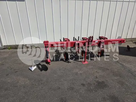 Kongskilde Vibrocorn cultivator