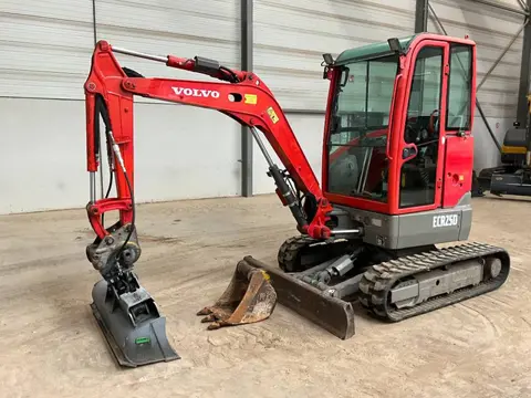 Volvo ECR 25 D (bj 2014)