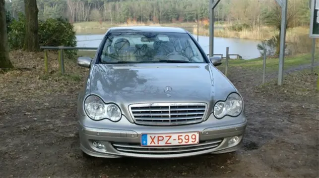 Mercedes-Benz C200 CDI Elegance ( FACELIFT