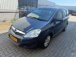 Opel Zafira 2.2 Cosmo