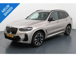 BMW IX3 EXECUTIVE 80 KWH (97% SOH) I SHADOW LINE PACK I ELEKTRISCHE TREKHAAK I SCHUIF/KANTELDAK