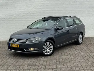 Volkswagen Passat Variant 2.0 TDI R-line Panorama dak Clima Navigatie Cruise Trekhaak
