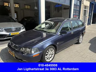 Volvo V40 2.0 Europa NW APK/AIRCO/NAVI/LEDER (bj 2004)