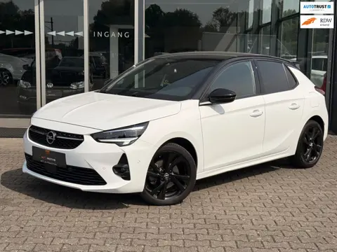Opel CORSA 1.2 GS Line CarPlay / 360 cam / full option