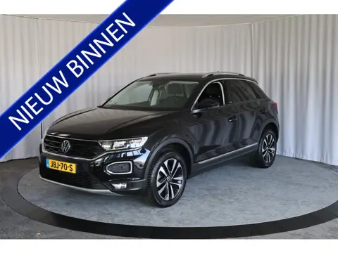Volkswagen T-Roc 1.5 TSI Style, IQ light, Camera, ACC, Trekhaak