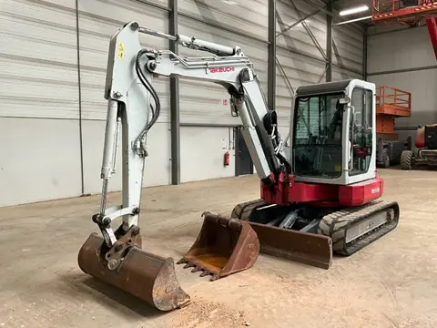 Takeuchi TB 153 FR (bj 2011)