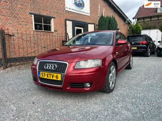 Audi A3 Sportback 1.8 TFSI Attraction ( Climate controle + Automaat + Nieuwe apk )