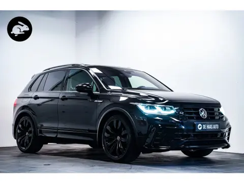 Volkswagen Tiguan 1.5 TSI R-Line|Pano|Trekhaak|Harman Kardon|20inch|DCC