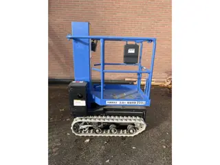 Kleine rups hoogwerker Aichi RM04B ( bouwjaar 2012)