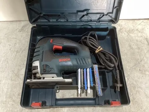 Decoupeerzaag Bosch GST150