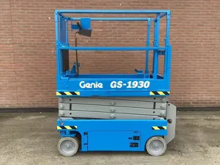 Gebruikte schaar hoogwerker Genie gs1930(nieuwe batterijen)