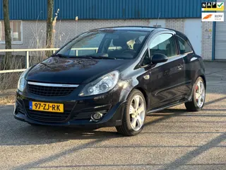 Opel Corsa 1.4-16V Business Sport 125.800 km NAP! Airco! 1 jaar apk!