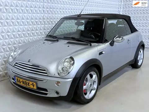 Mini Mini Cabrio 1.6 Cooper Cabriolet / 193.000km (2005)