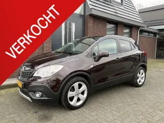 Opel Mokka 1.4 T Cosmo 4x4 NIEUWE APK | NIEUWE KOPPELING!!! | TREKHAAK | CRUISE CONTROL | PDC V+A | 