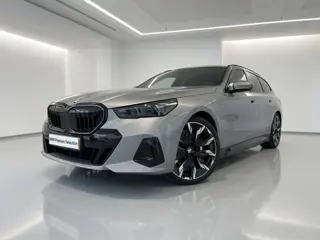 BMW 5 Serie Touring 530e M Sport Edition | Trekhaak | Panorama| Ventilatie | Driving Ass. Plus | Nu 