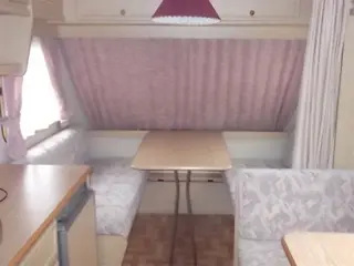 Caravan sprite musketier 1991