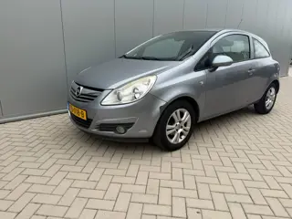 Opel Corsa 1.2-16V Edition