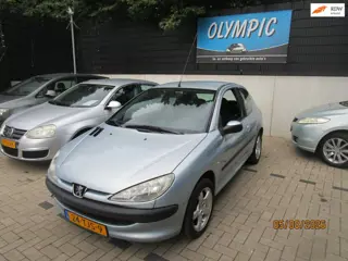 Peugeot 206 1.4 XR +Nieuwe Apk