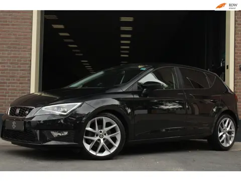 Seat Leon 1.4 TSI FR |LED|CarPlay|DCC|Camera|Sound|