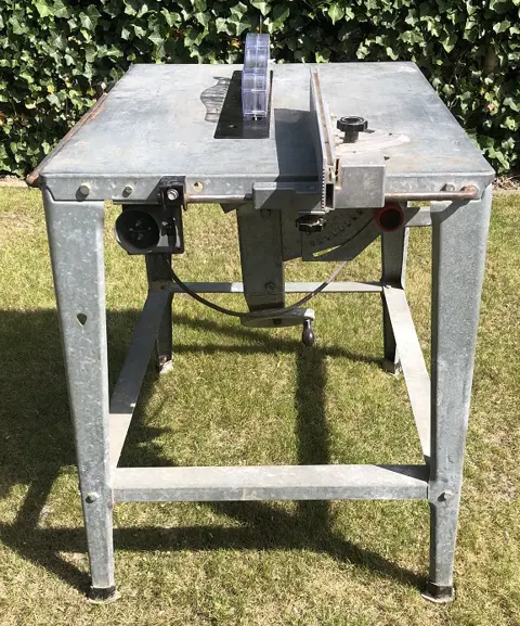 Zaagmachine GS. Robuuste houtzaagmachine.