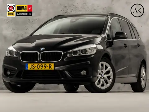 BMW 2 Serie 220i High Executive 7 Persoons 192Pk Automaat (NAVIGATIE, 4 CILINDER, 1e EIGENAAR, CLIMA