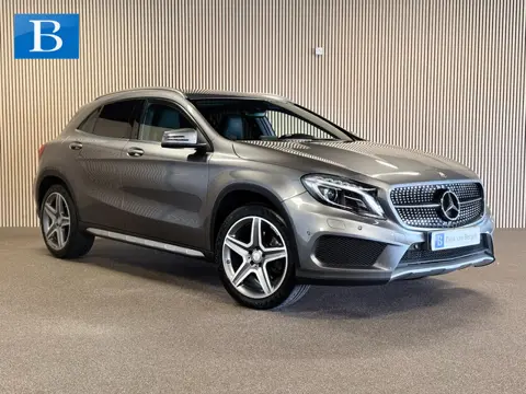 Mercedes-Benz GLA 250 AMG STYLING-CAMERA-COMAND-BI XENON-STOELVERWARMING-TREKHAAK