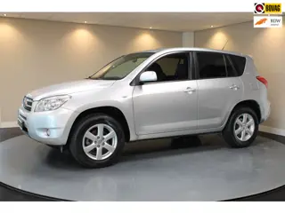 Toyota RAV4 2.0 VVTi *154Pk 4x4!* Top onderhouden! Stoelverw.|Trekhaak|Camera|Cruise|Climate|All-sea