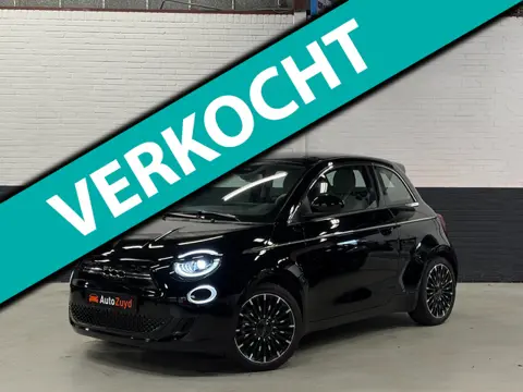Fiat 500 La Prima 42 kWh Automaat / Leder / Navi / DAB / Stoelverwarming