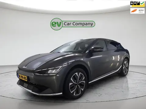 Kia EV6 58 kWh | SOH 98% | Trekhaak | Camera | Stoel- en stuurverwarming | Cruise Control | CarPlay 